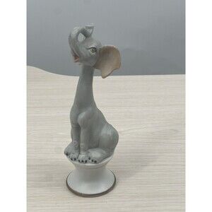 VTG Capodimonte Porcelain Sitting Elephant  Figurine Glazed Hand Painted 6.5”